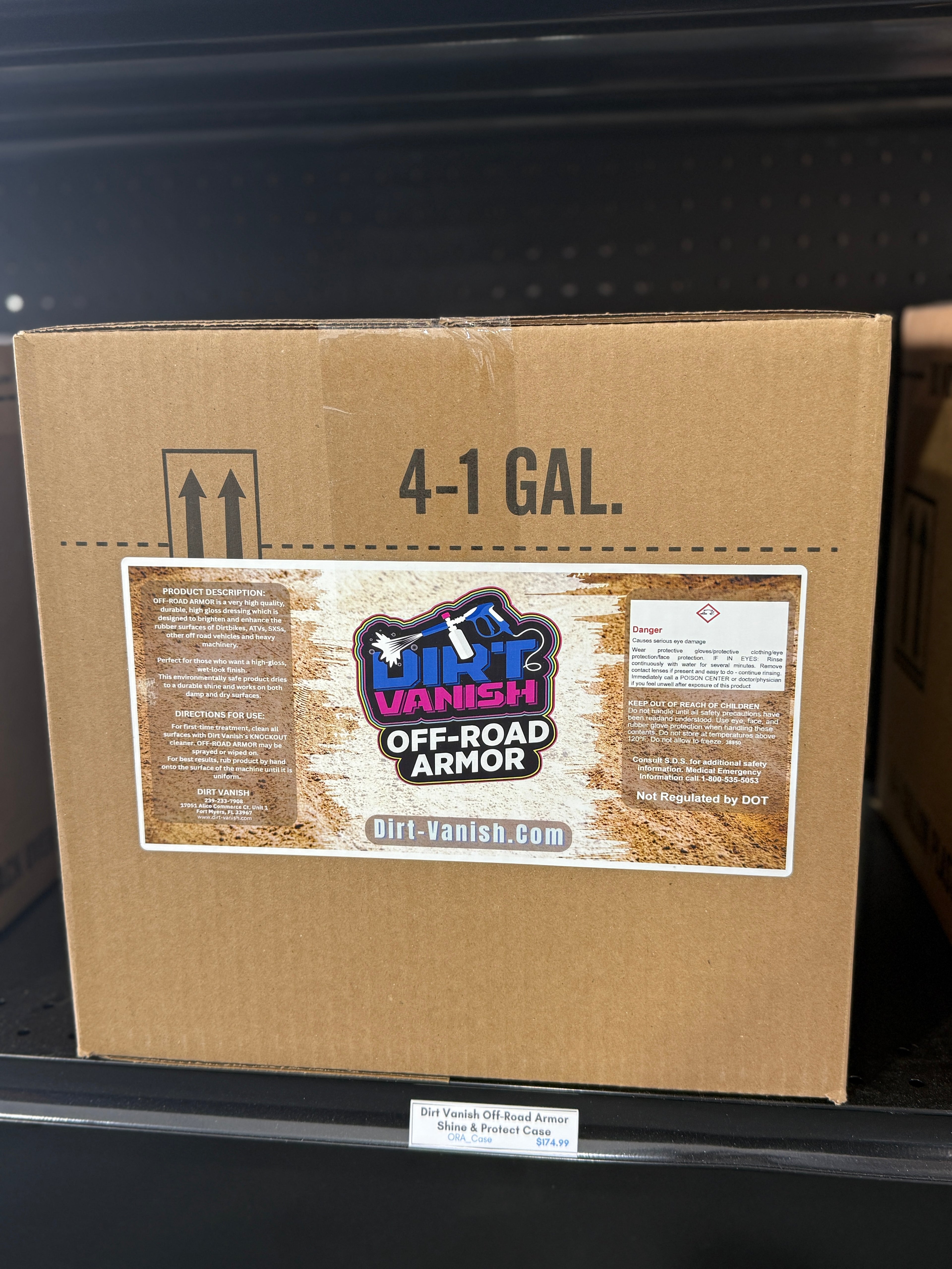 Sxs & off road cleaner and dressing. 